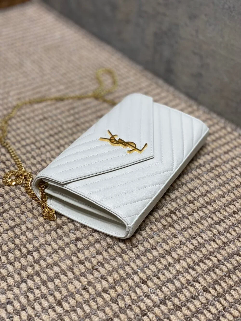 YSL Envelope White Grain De Poudre V‑Quilted Chain Crossbody Bag